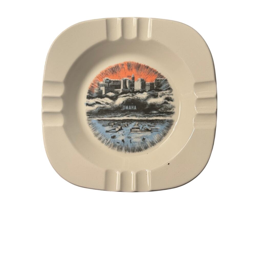 Mid Century Souvenir OMAHA Ashtray - Mint!